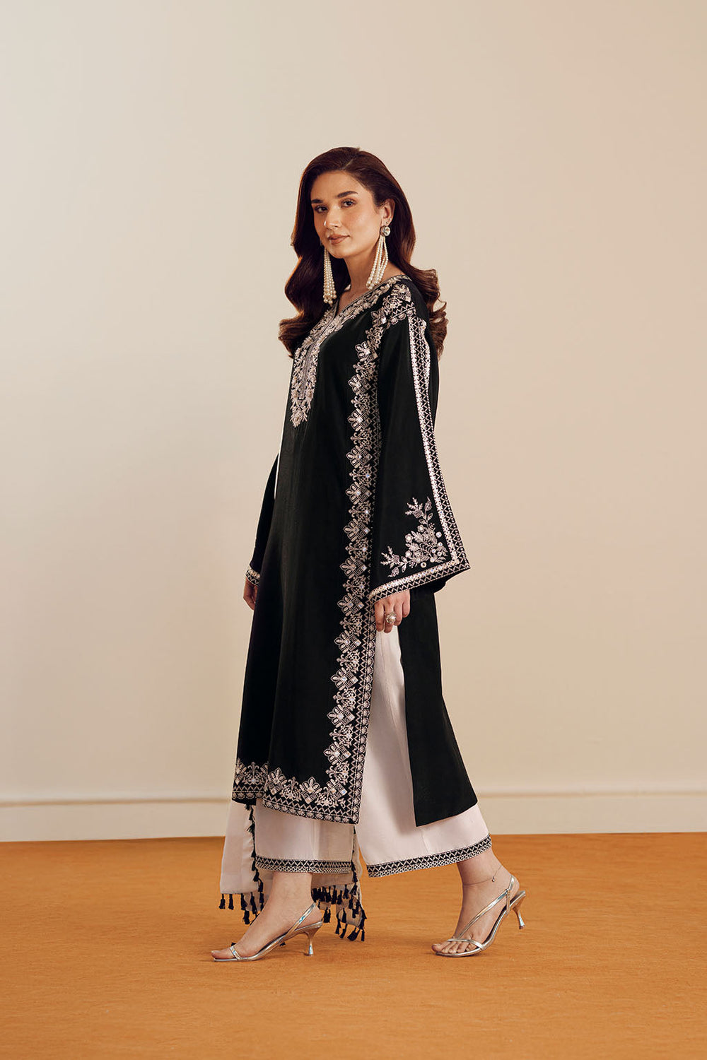 Dhanak Embroidery 3PC SUIT BTK-1033