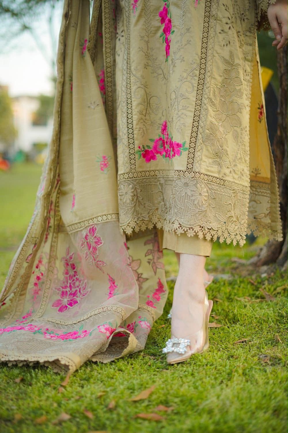 Dhanak Embroidery 3PC SUIT BTK-1042